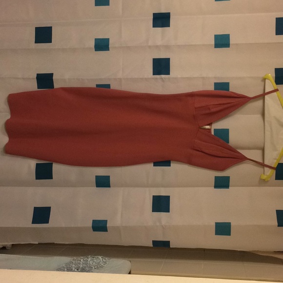 Mauve V Neck Midi Length Dress with Back Slit - Picture 3 of 7